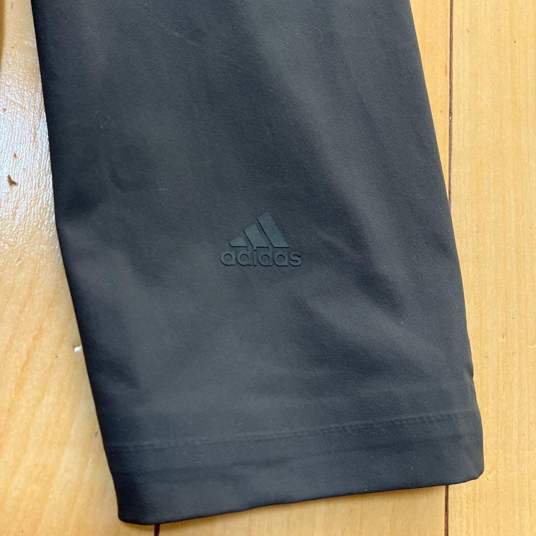 adidas アディダス　スーツ　セットアップ　ロゴ　ストレッチ　グレー　L