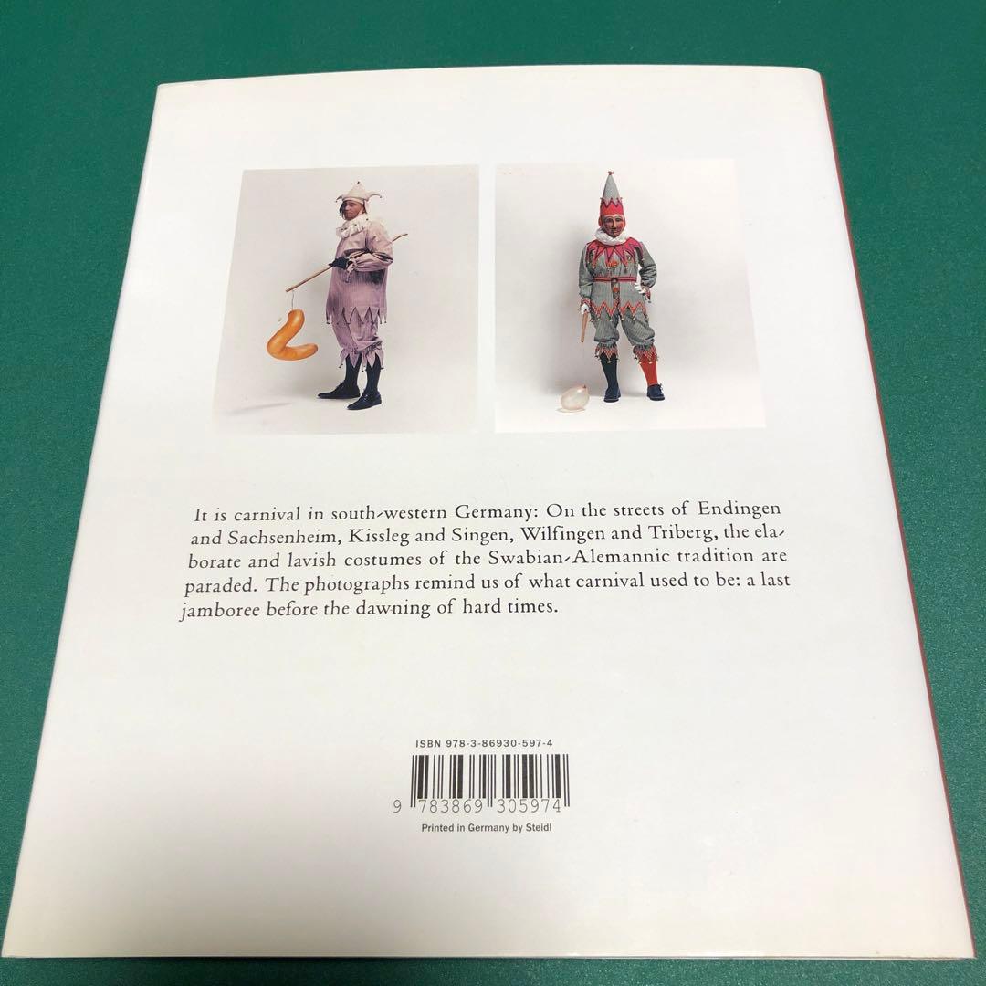 アート・デザイン・音楽 ONCE A YEAR by Axel Hoedt