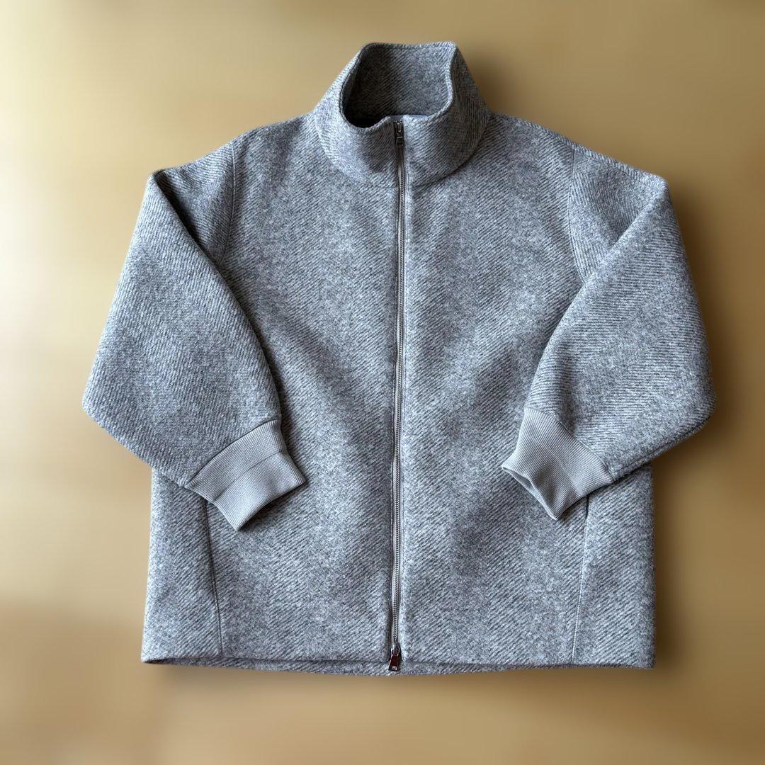 アダムエロペ　ハイネックブルゾン　グレージュ　サイズフリー