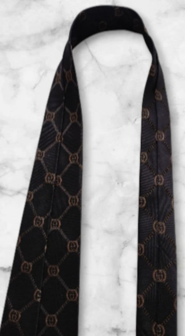 【美品】Gucci ブラック ネクタイ ロゴパターン