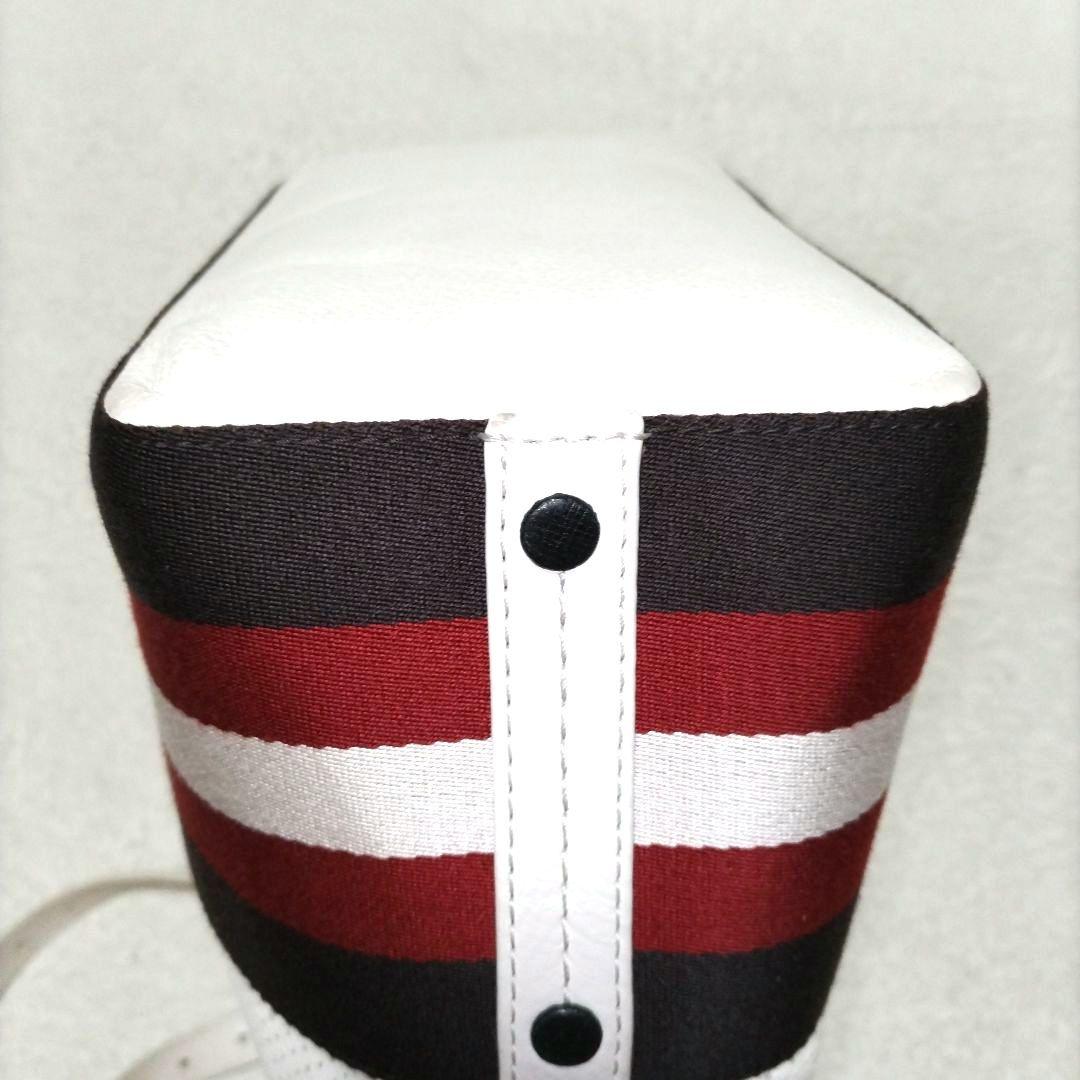 【美品】BALLY ストライプ ゴールド金具 パンチングレザー トートバッグ