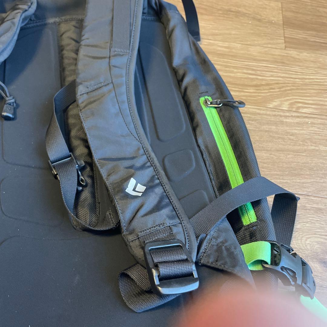  バックカントリーバッグ