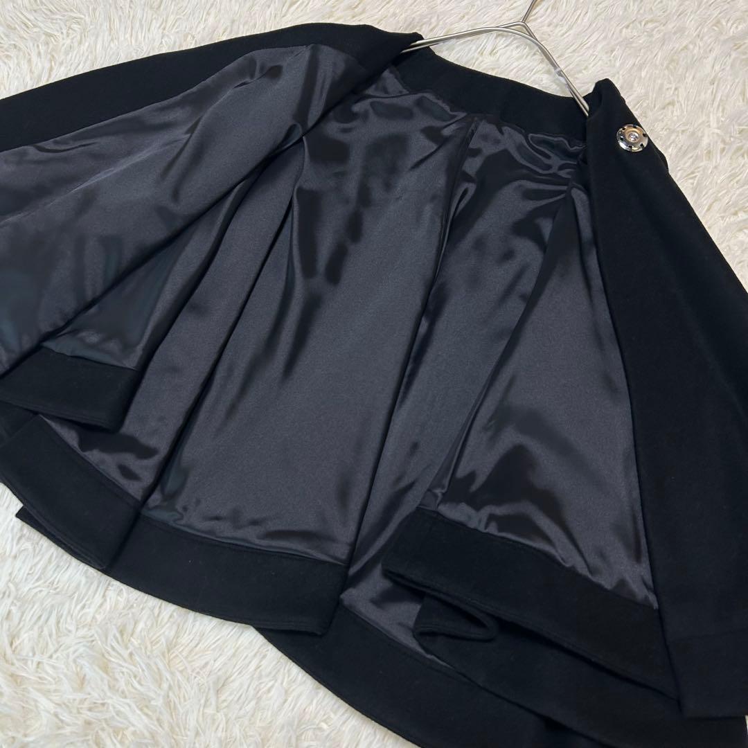 cygne シーニュ フレアショートケープ Romain(ロマン)