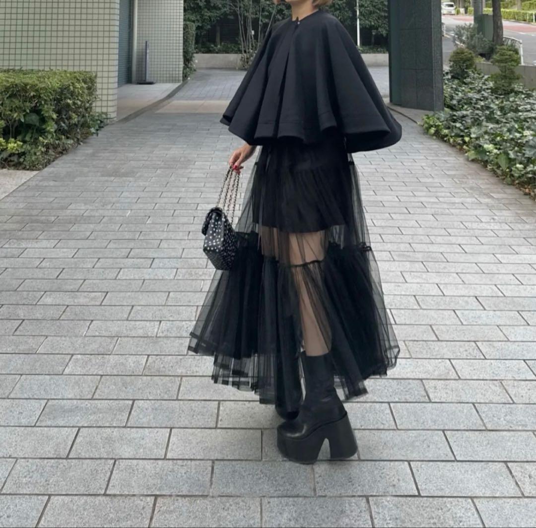 cygne シーニュ フレアショートケープ Romain(ロマン)