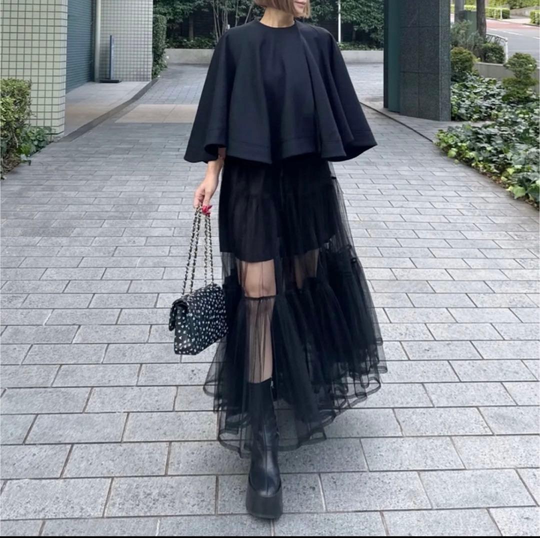 cygne シーニュ フレアショートケープ Romain(ロマン)