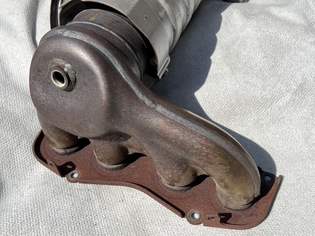 トヨタ SAI サイ 触媒 AZK10 2AZ-FXE