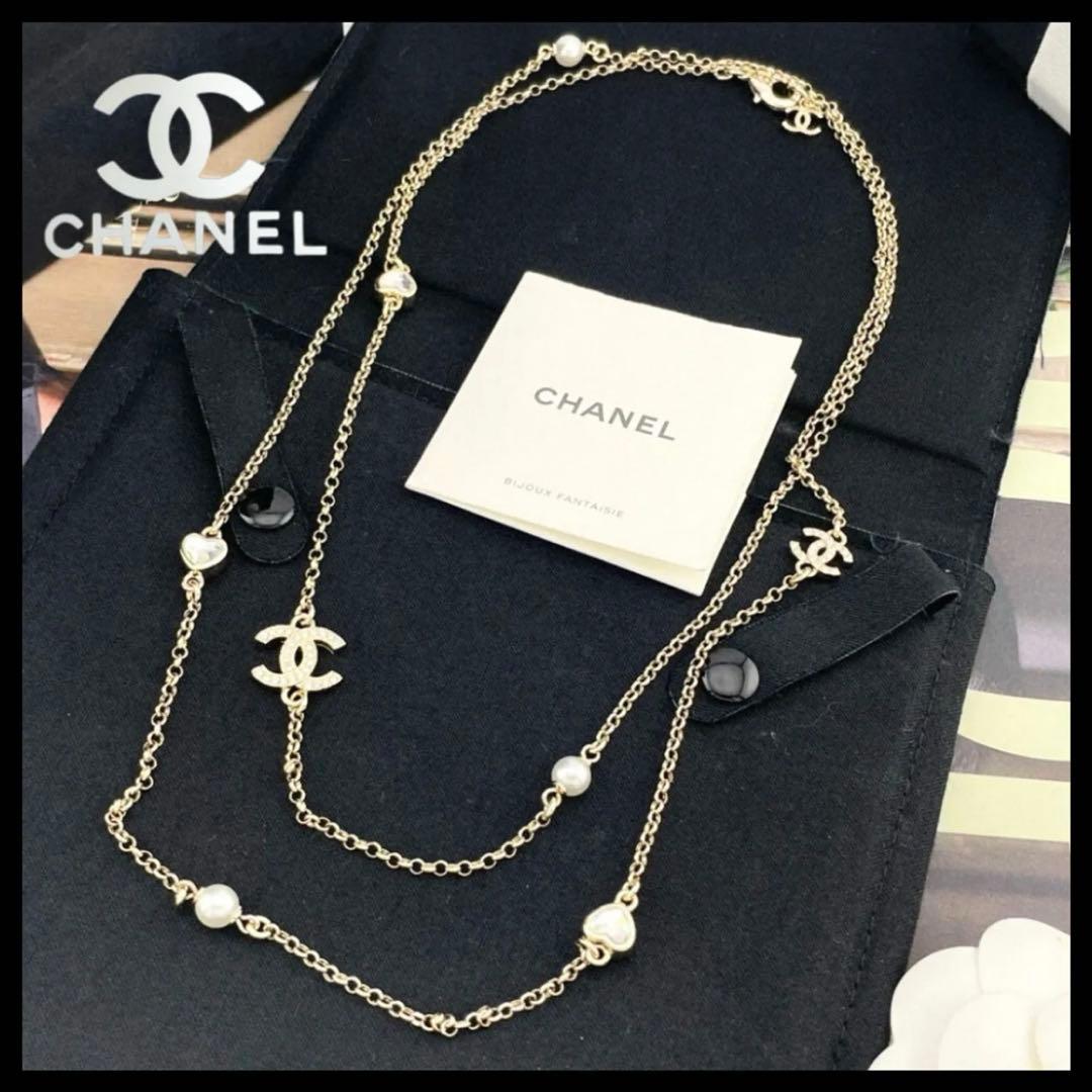 特別お値下げ　CHANEL 25/26 秋冬プレハートゴールドロング ネックレス