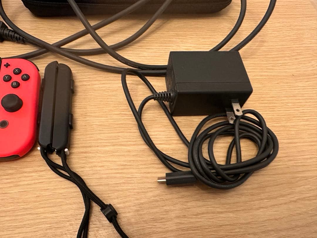 【2018年製】　美品　Nintendo Switch 任天堂　スイッチ