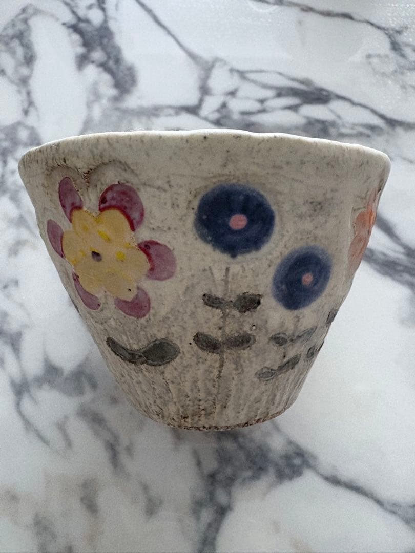 本田あつみ　フルーツ柄　カップ