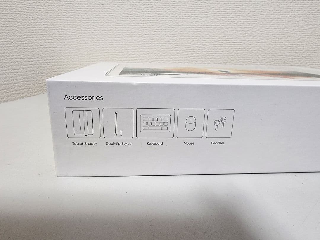 美品　AUMI AI OS 10.1インチタプレット 128GB