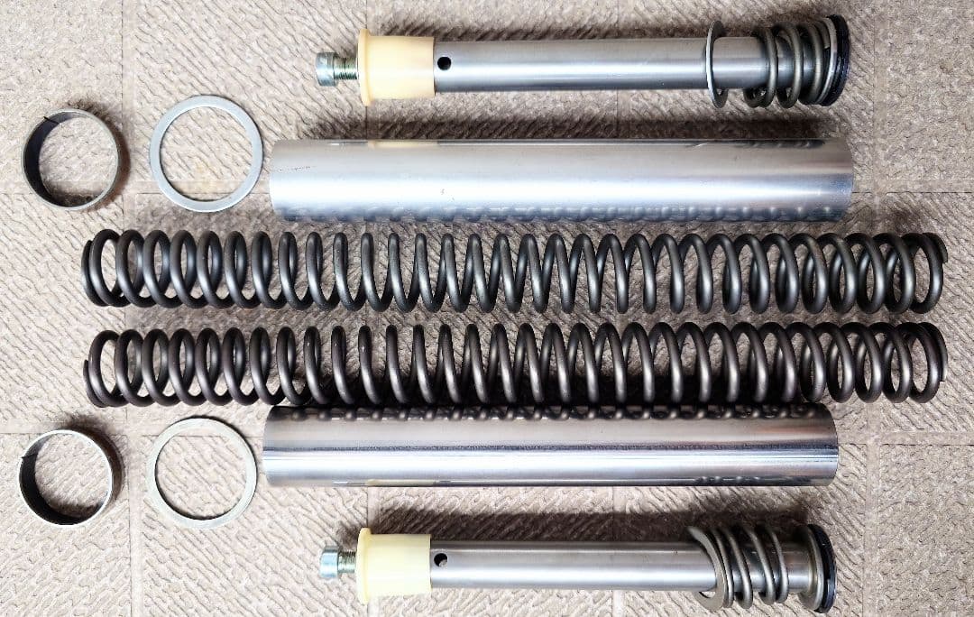 ★ヤマハ V-MAX1200 1998年 純正フロントフォークインナーパーツ