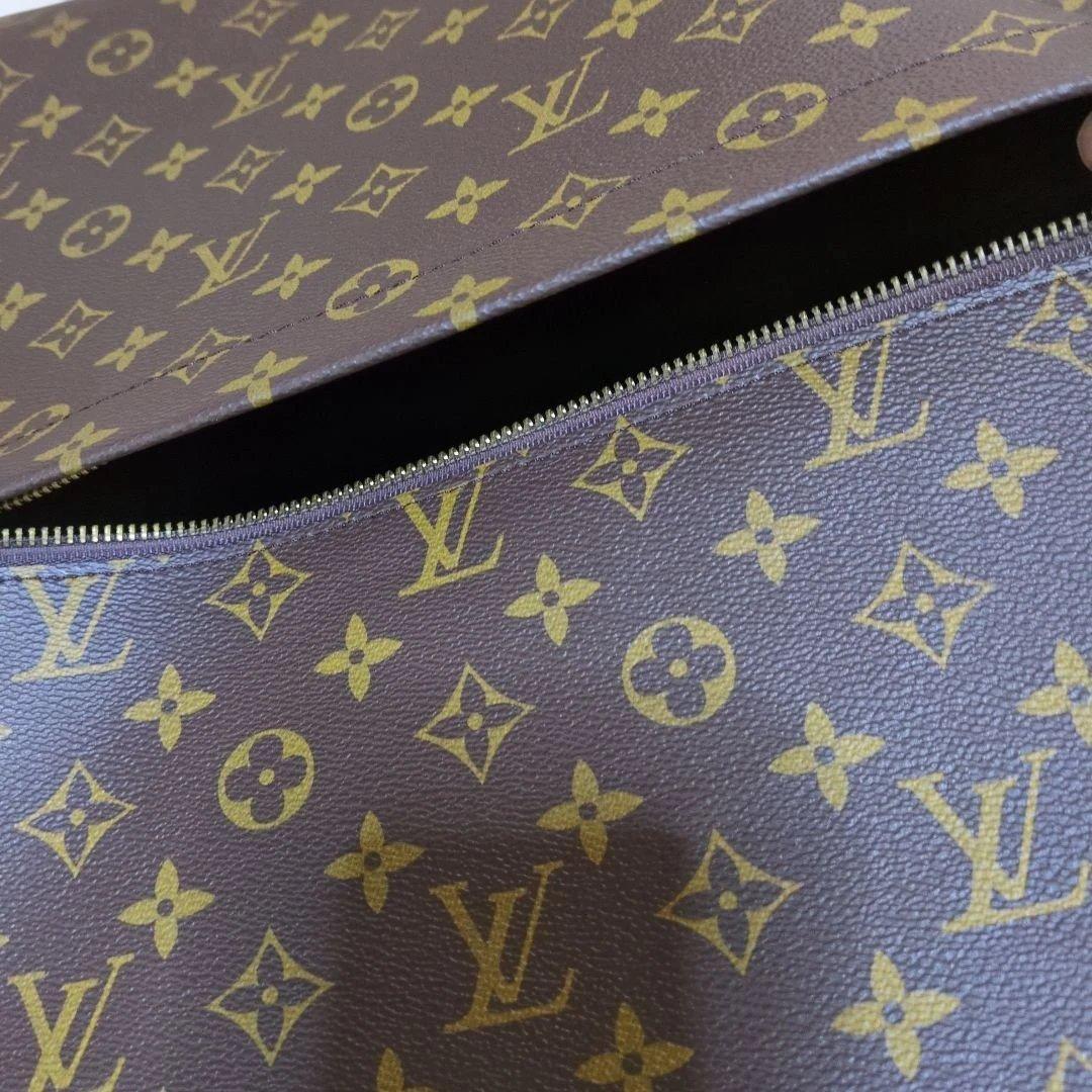 ルイヴィトンモノグラムクッションカバー✨ノベルティ