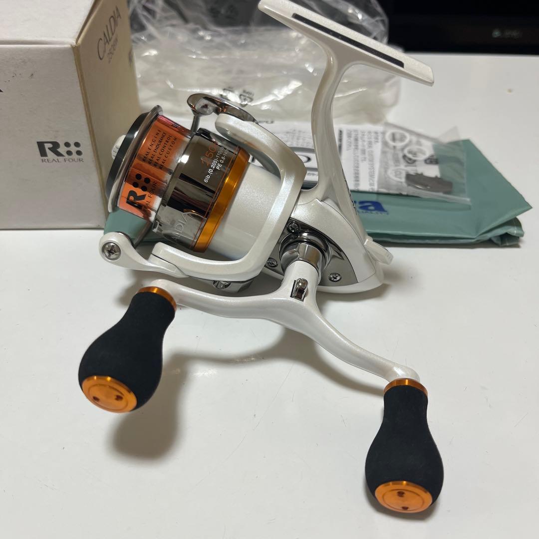 未使用品　DAIWA 09カルディア2506W ダブルハンドル ダイワ