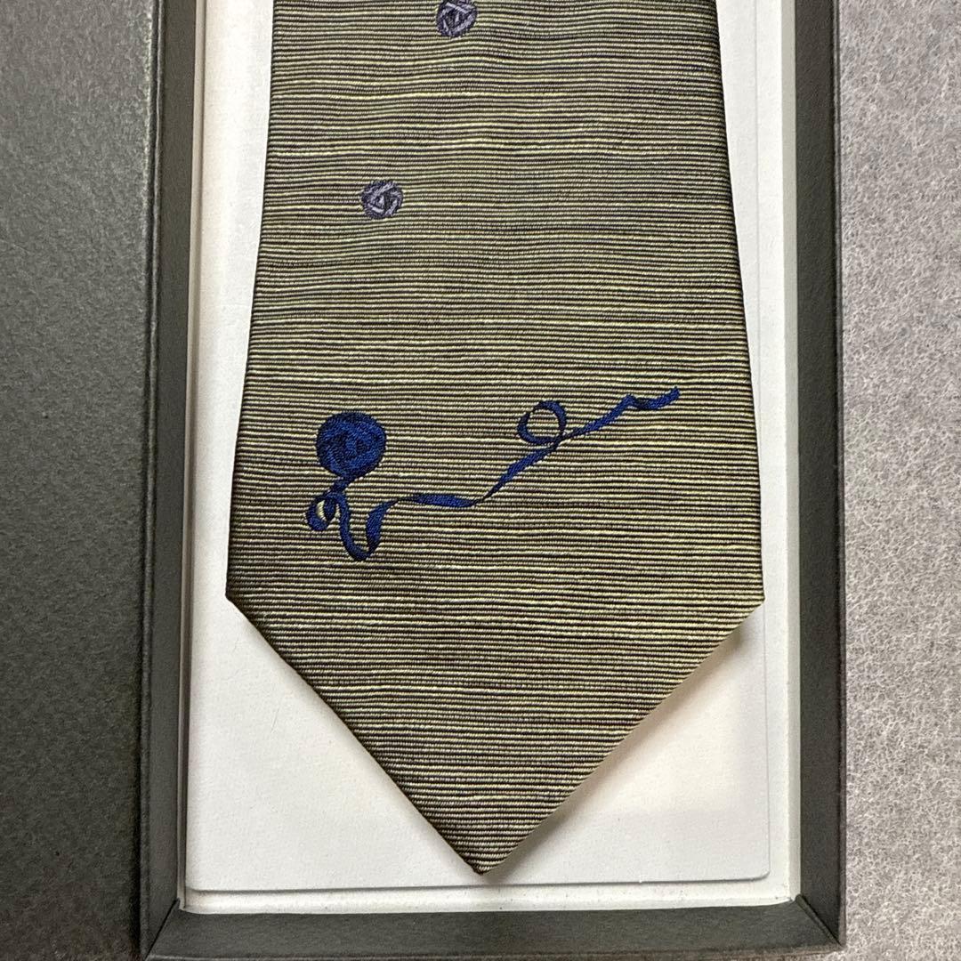 未使用タグ付　ドミニクフランス　ネクタイ　緑系　鞠柄　スリークラウン王冠