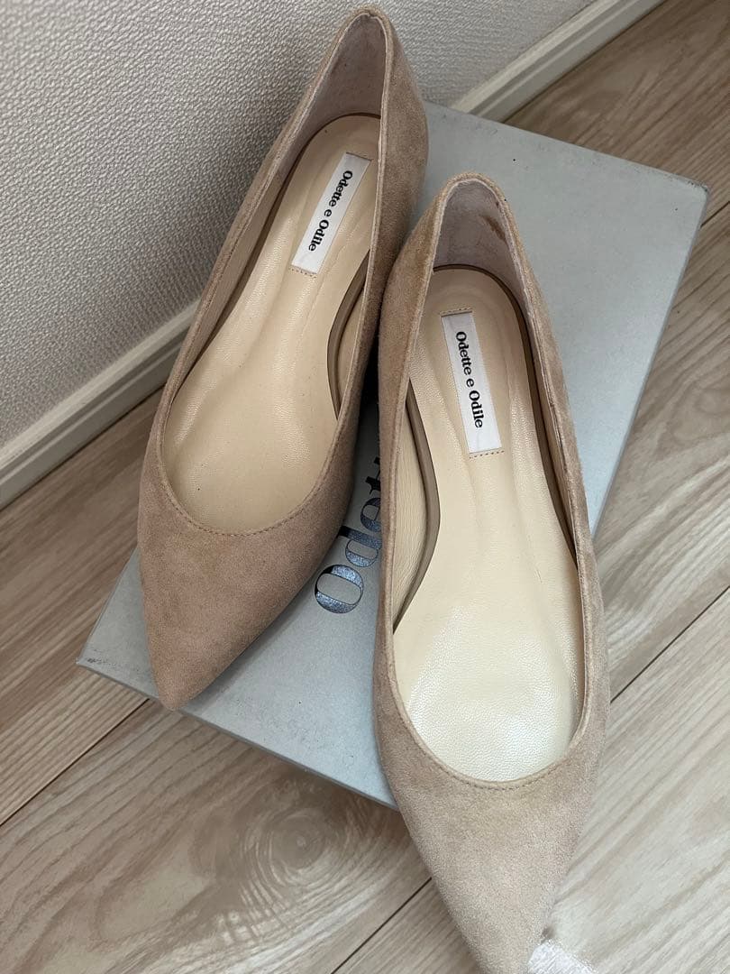 【超美品】Odette e Odile ベージュ スエード パンプス