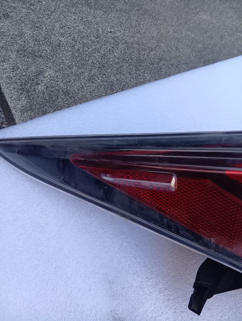 プリウス50 前期純正テールランプ