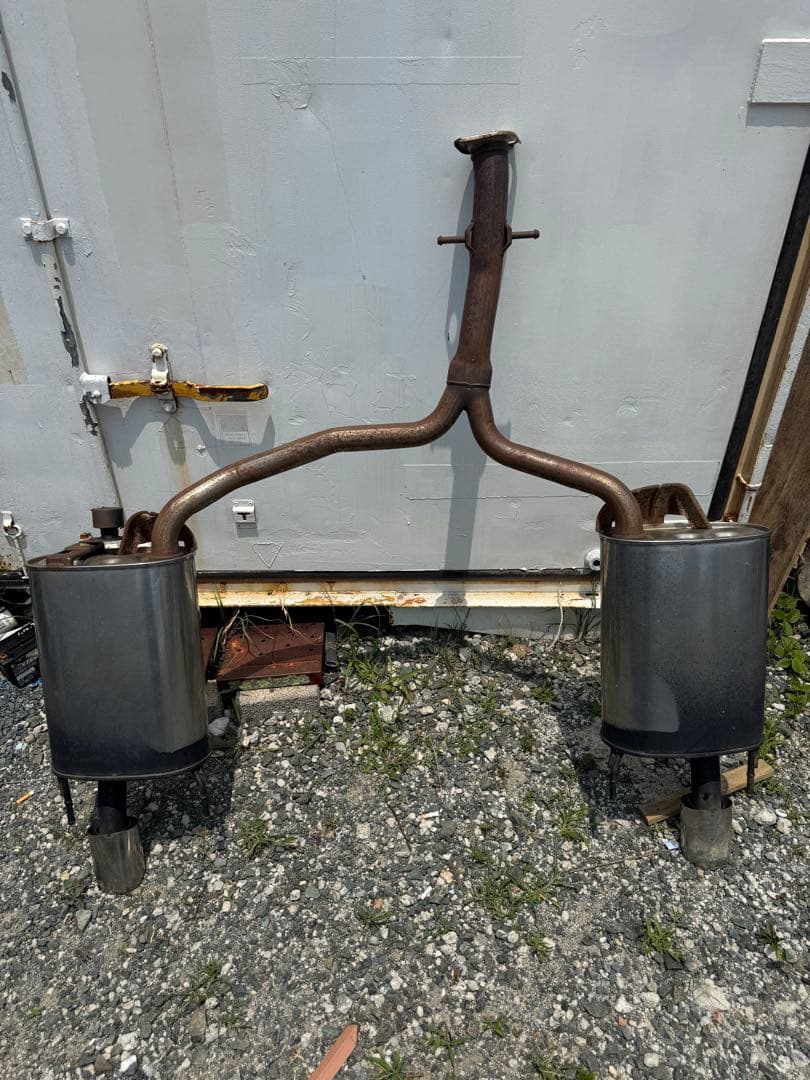 18クラウン　ロイヤルサルーン　前期　3.0 GRS182 純正　リアピース