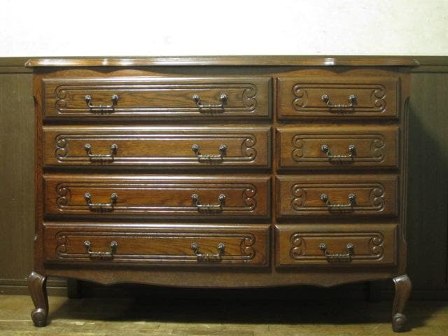 ルーマニア製 オーク材 猫脚 クラシック 8ドロアー サイドボード チェスト