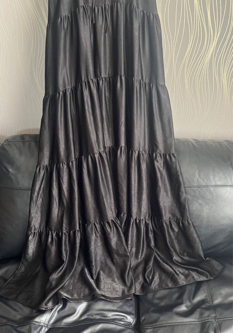 PERNA ノースリーブティアードロングワンピース