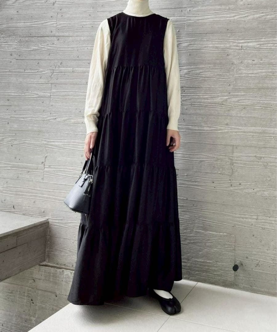 PERNA ノースリーブティアードロングワンピース