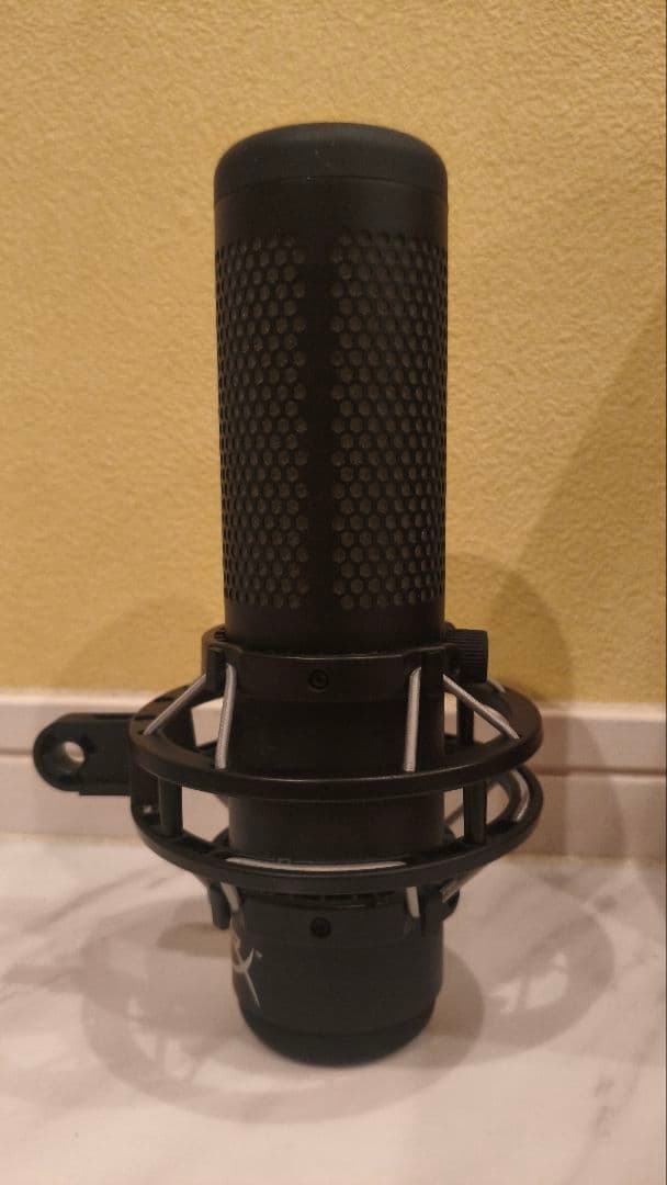 ★MIA36　HyperX QuadCast S USBマイク