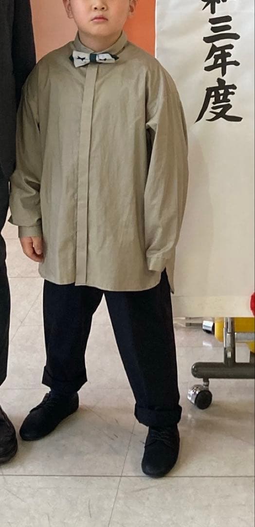 【卒入学式】MOUN TEN. ベージュシャツ　ブラックパンツ　セット売り140