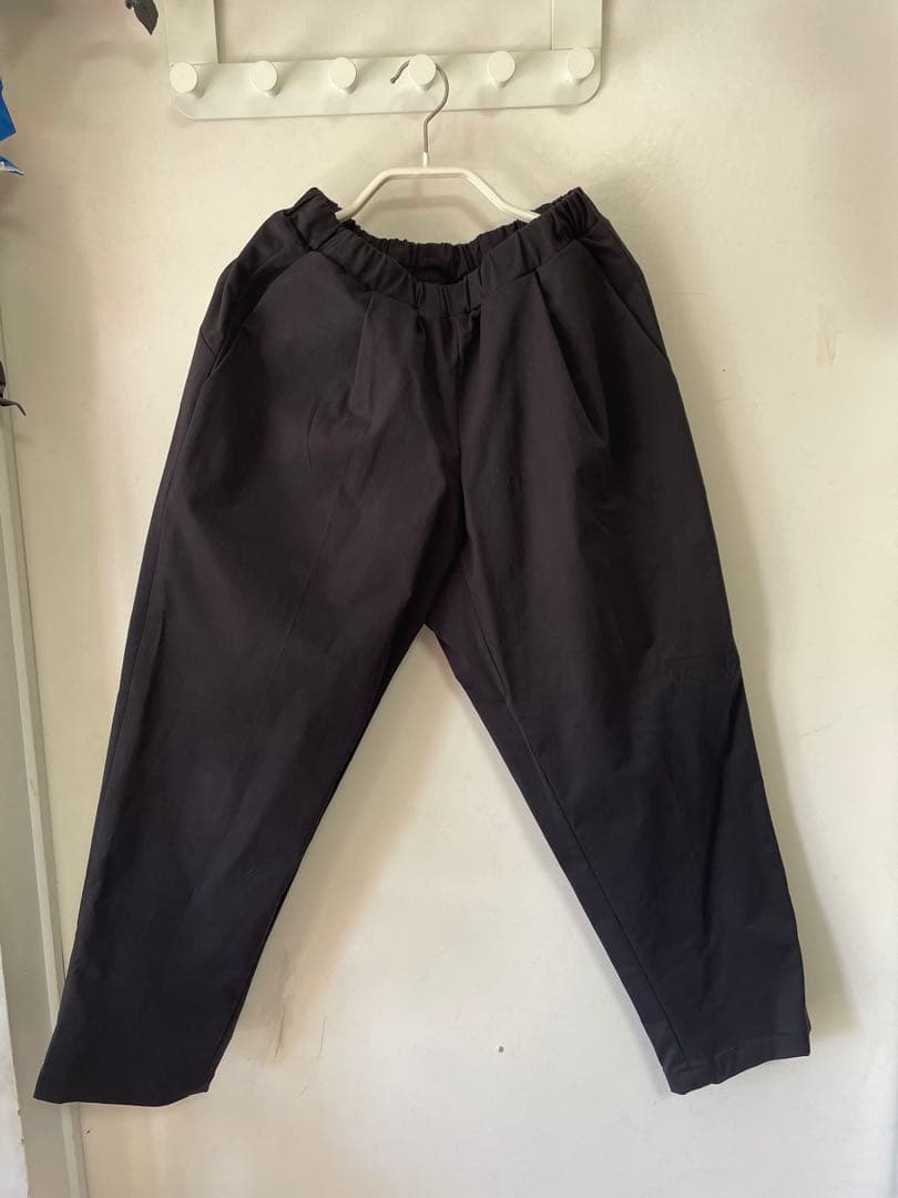 【卒入学式】MOUN TEN. ベージュシャツ　ブラックパンツ　セット売り140