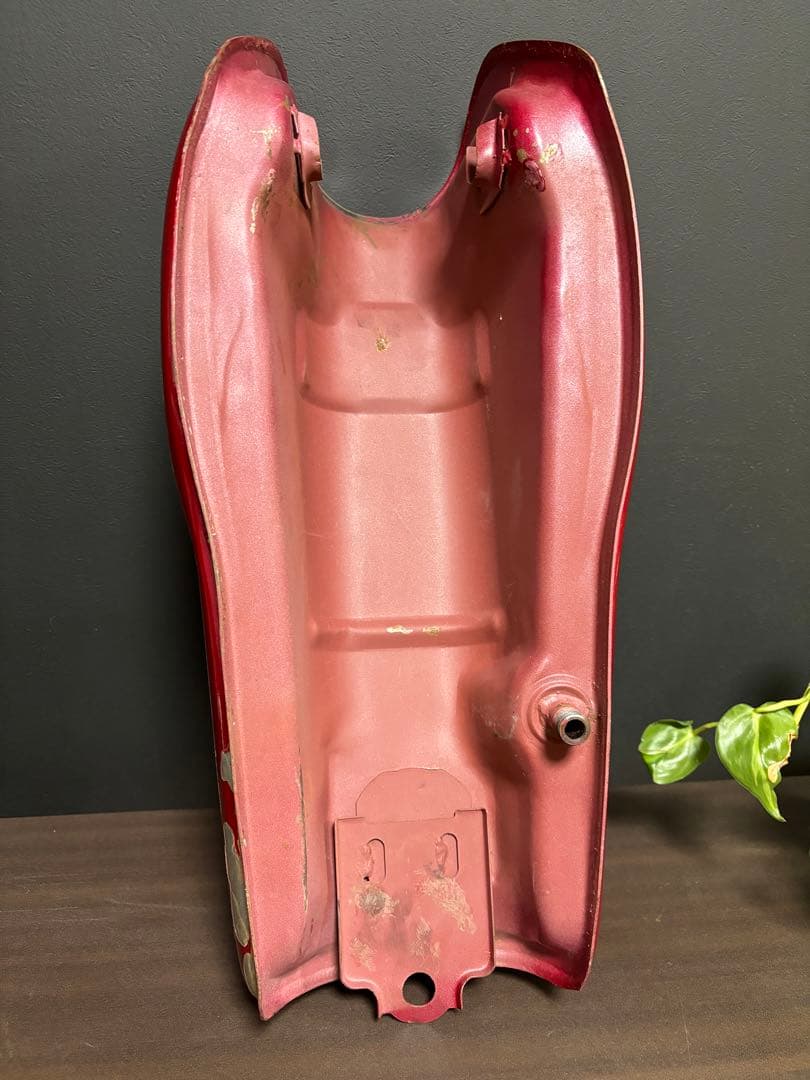 SARU36　バイクタンク 赤 ストライプデザイン　sr400