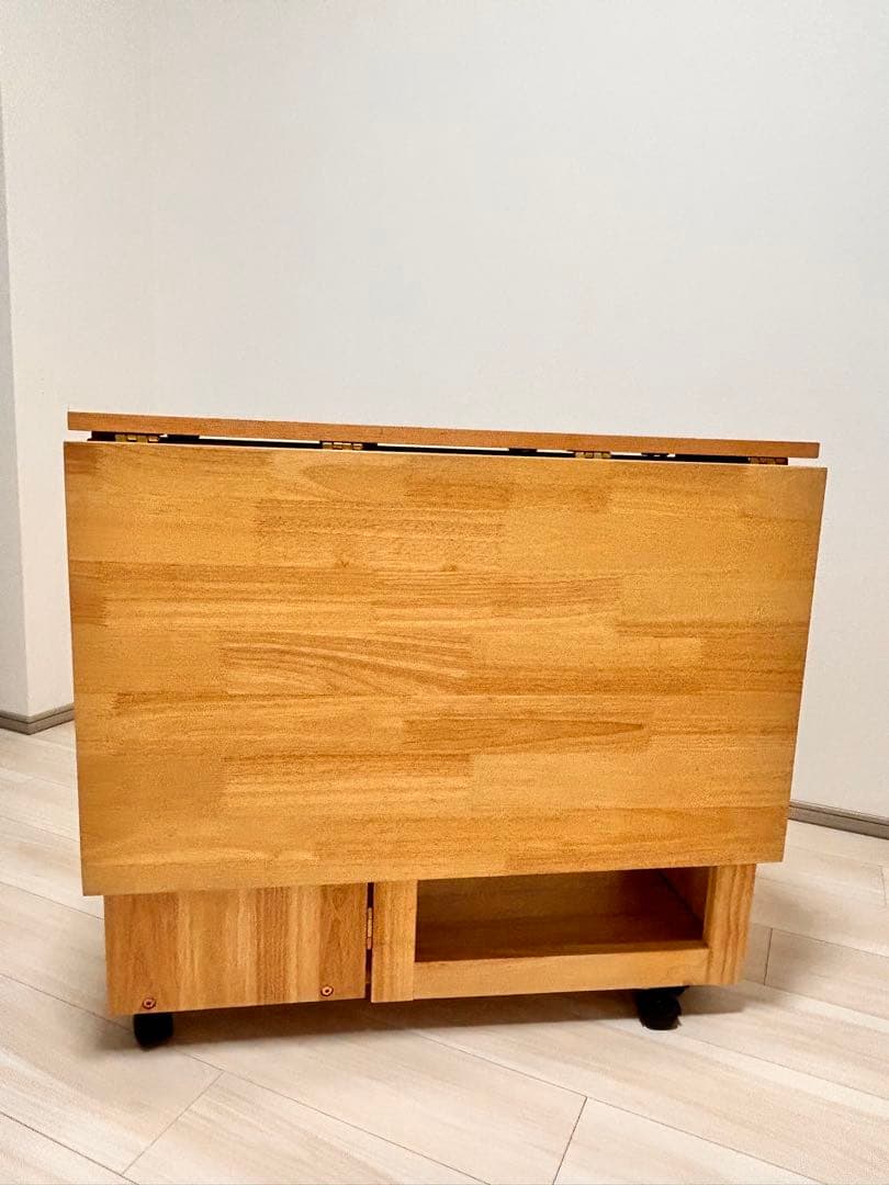 《RASIK 折り畳み式ダイニングテーブル》