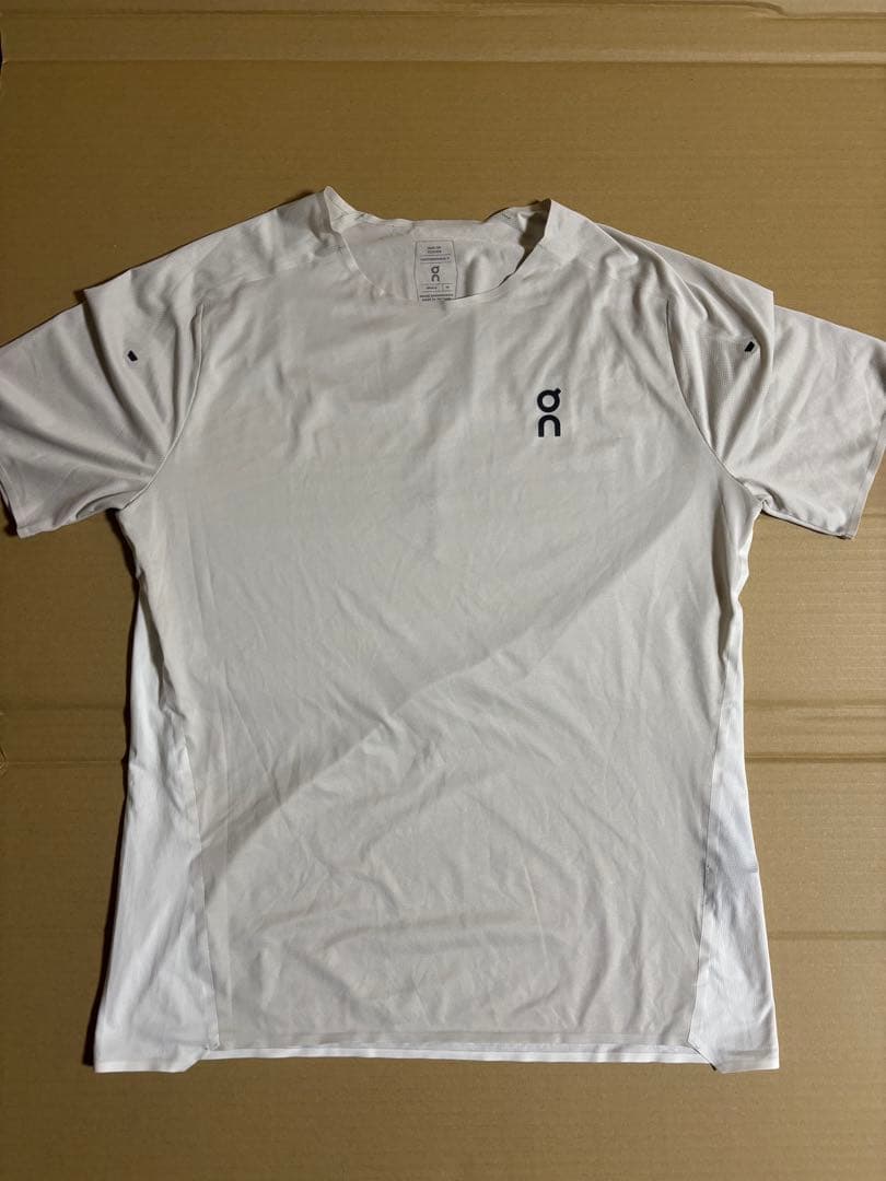 【激アツ】On ランニング 超軽量 Tシャツ 2着セット