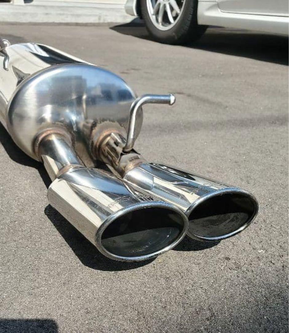 30プリウス ガナドール　マフラー