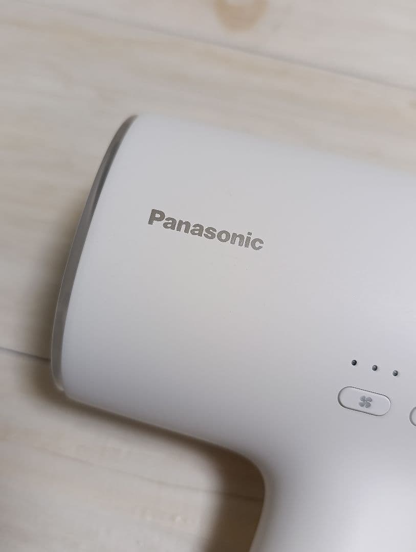 パナソニック ナノケア Panasonic EH-NA0J 22年製 WH 01