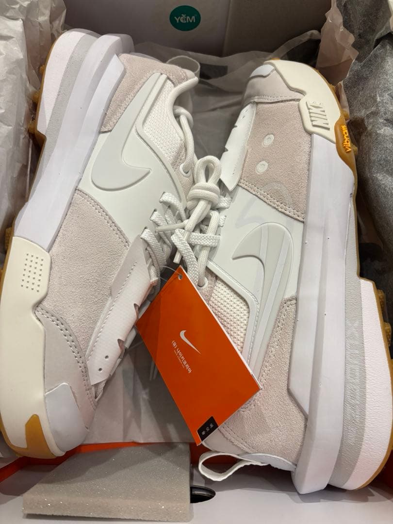 靴 Nike x sacai Zegamadome SP Summit White