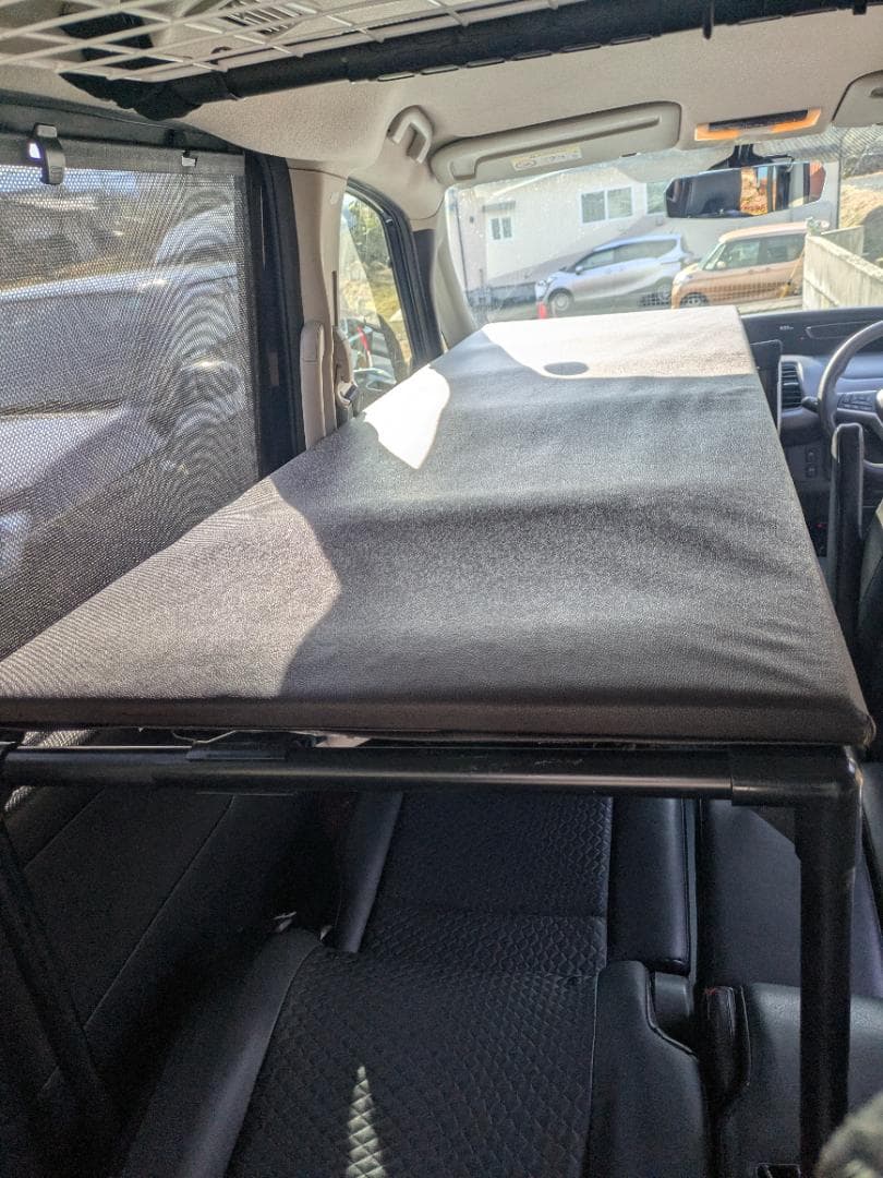 セレナ　C27　車中泊用ベット