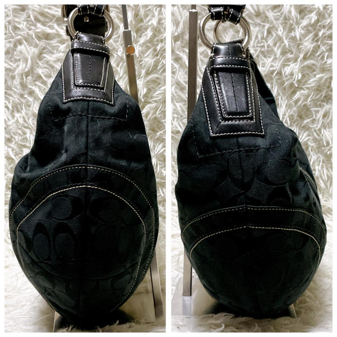 美品 COACH ショルダーバッグ ハーフムーン シグネチャー キャンバス 黒