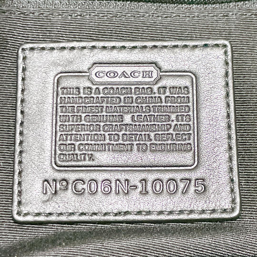 美品 COACH ショルダーバッグ ハーフムーン シグネチャー キャンバス 黒