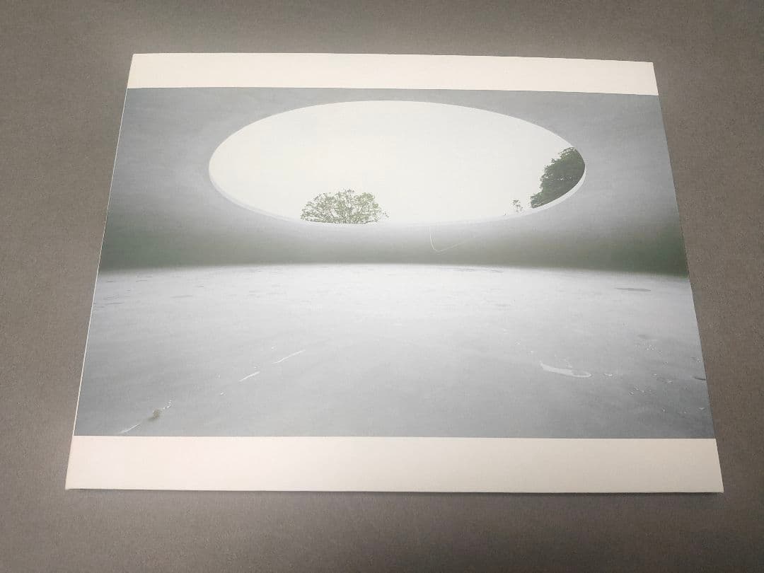 豊島美術館  写真集  内藤礼  西沢立衛