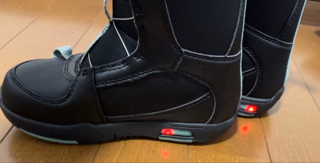 K2 子ども用スノーボードブーツ キッズ　スノーボード　ブーツ