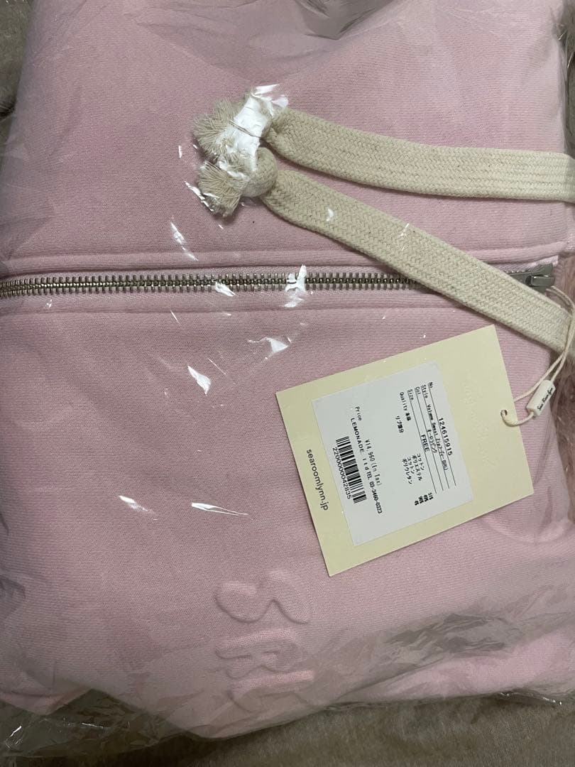 新品　新宿限定searoomlynn Volume Sweat Zipフーディー