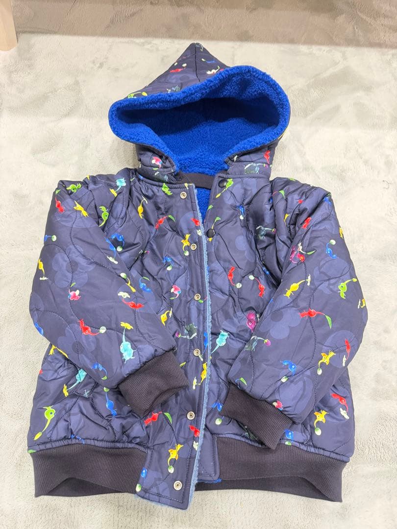 完売品！新品タグ付きBREEZE×ピクミンコラボ　リバーシブルアウター130cm