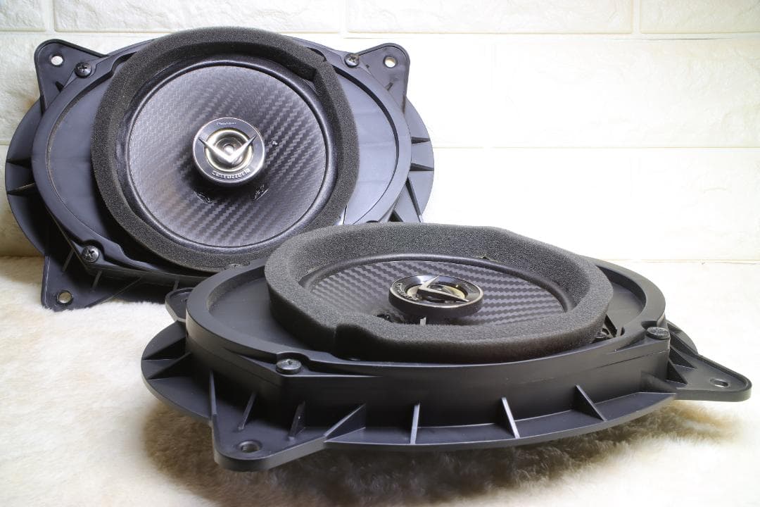 プリウス30専用設計【フロントスピーカーセット】carrozzeria 中古