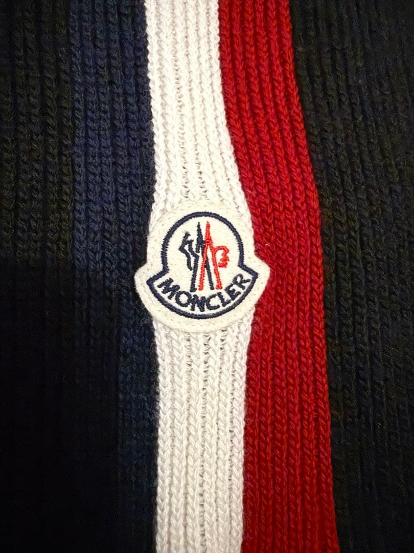 Moncler マフラー 黒/赤/白/青