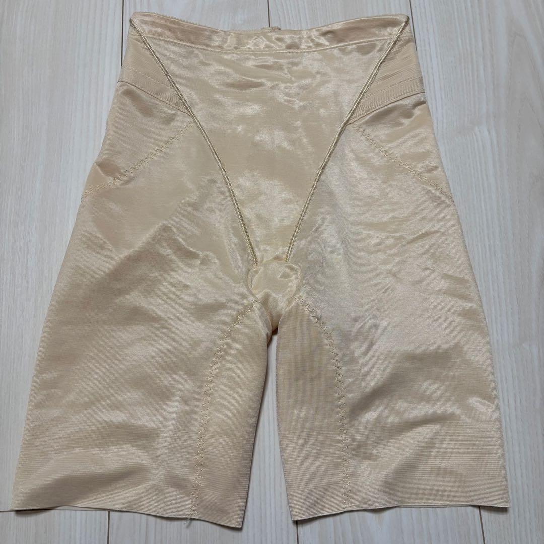 FOUR SIS ＆ CO. ブライダルインナー C65