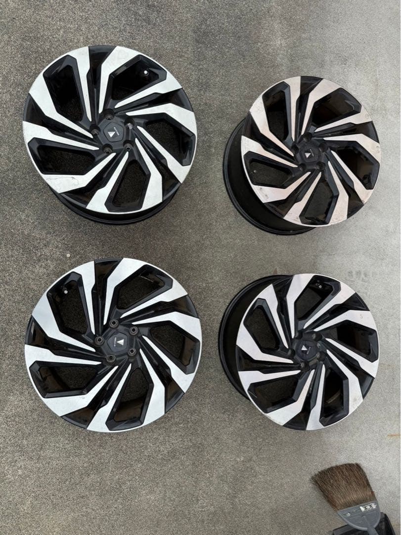 RAV4 モデリスタ アルミホイール