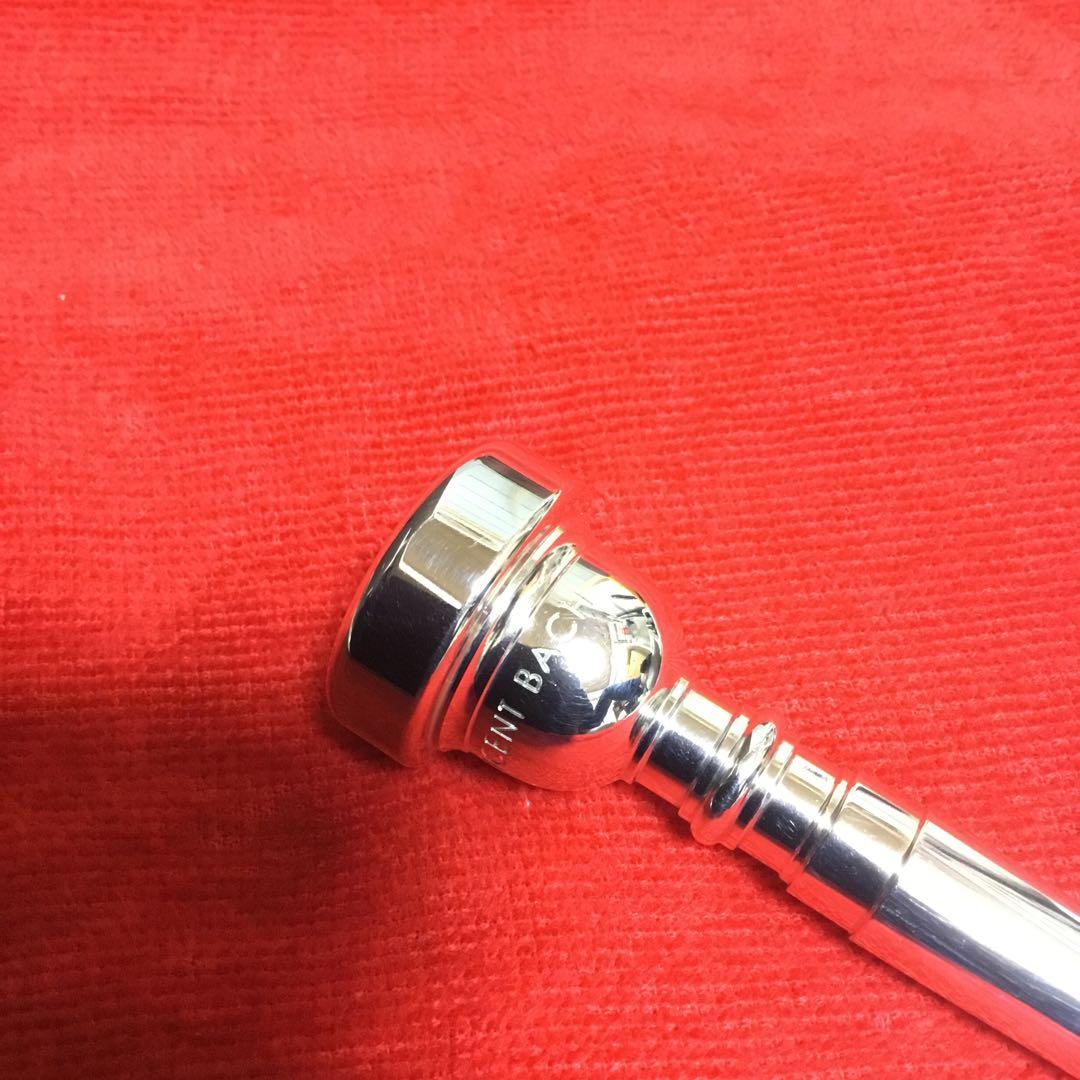 バックBach Symphonic 3C-26-24トランペットマウスピース