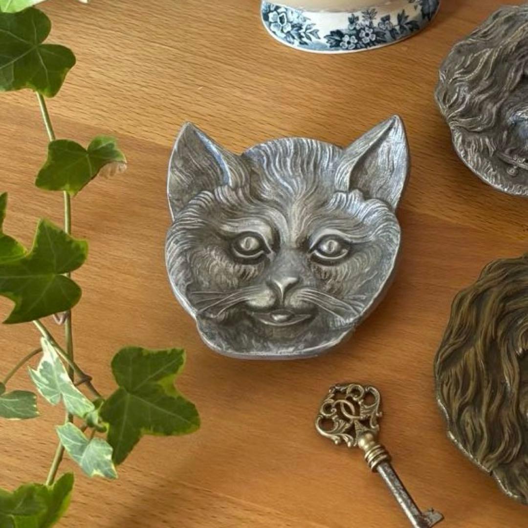 猫顔トレイ シルバー Vide poche フランスヴィンテージ