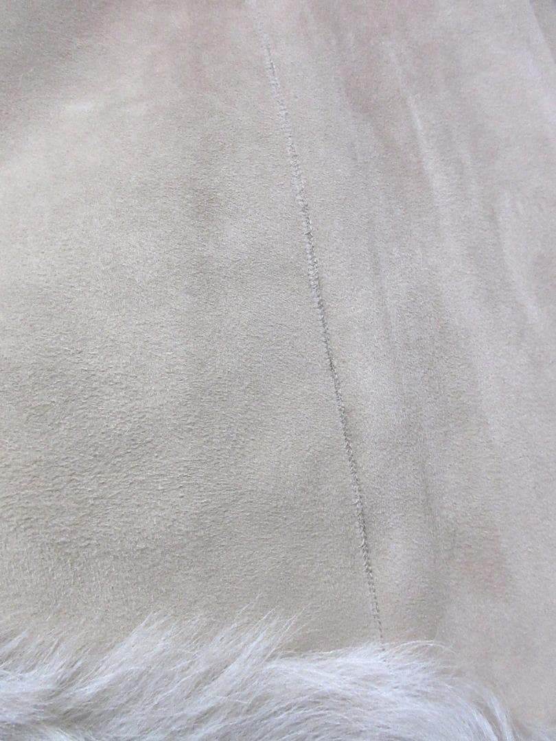 羊革　ムートン　毛皮　リーバーシブル　ポンチョ