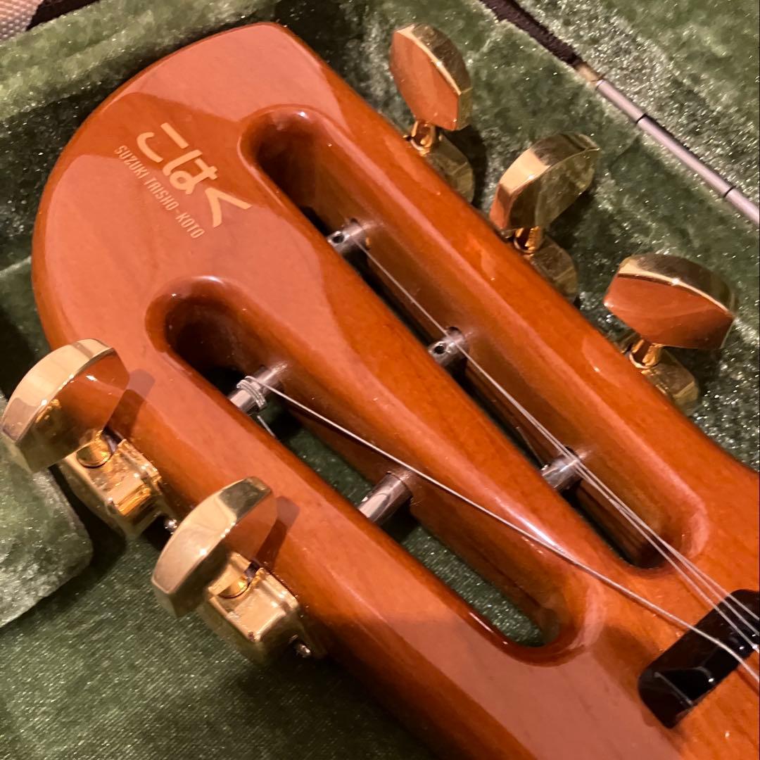 【美品】SUZUKI 電気ソプラノ大正琴 こはくCHK-1 和楽器 スズキ