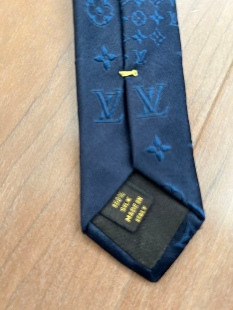 ■【美品】ヴィトン　ネクタイ　紺　ミックスモノグラム