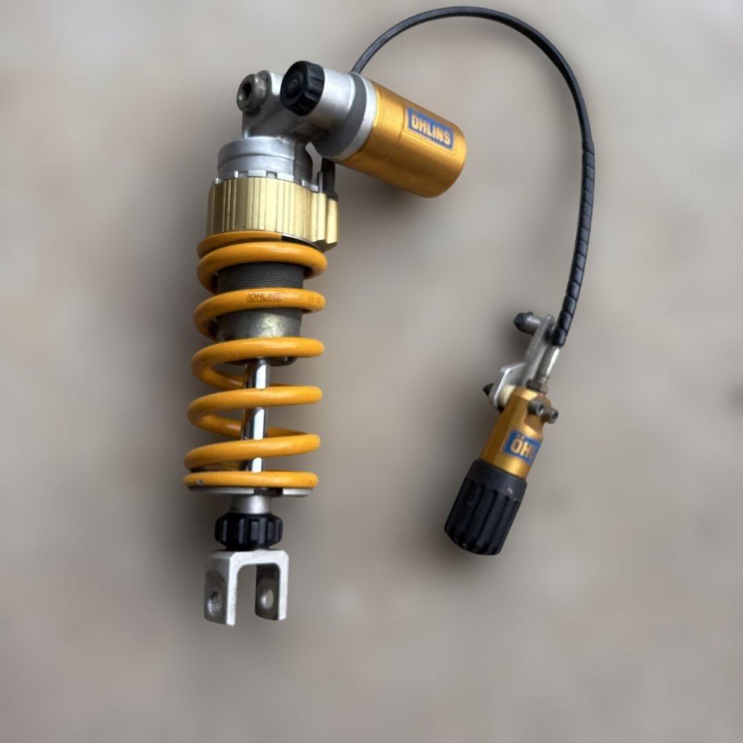 yzf1000 オーリンズリアサス